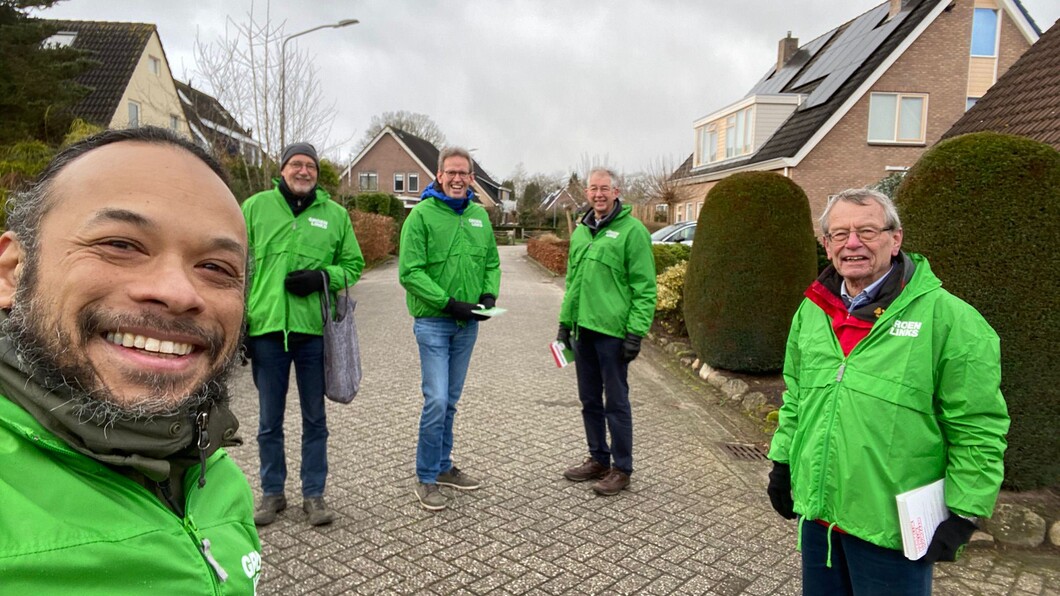 Het campagneteam van GroenLinks Tynaarlo in actie 