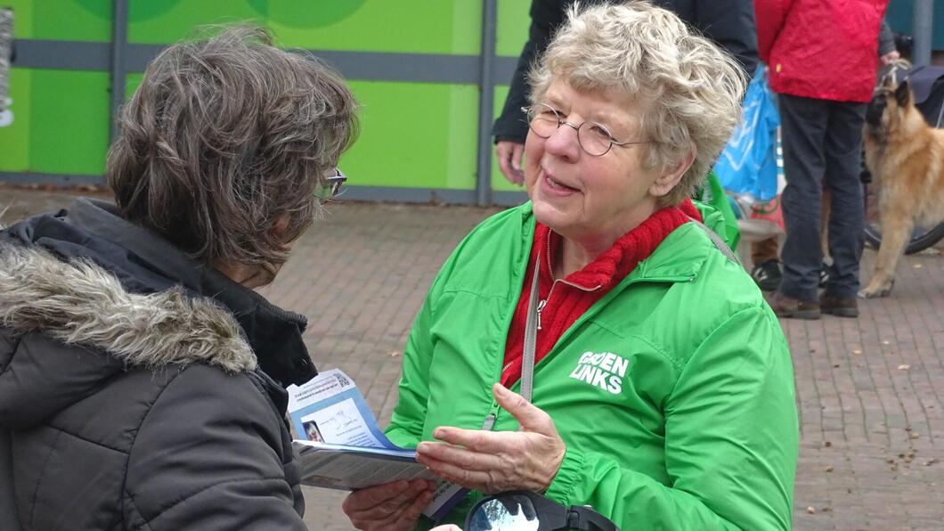 GroenLinks Tynaarlo campagne aan het voeren voor de lokale verkiezingen