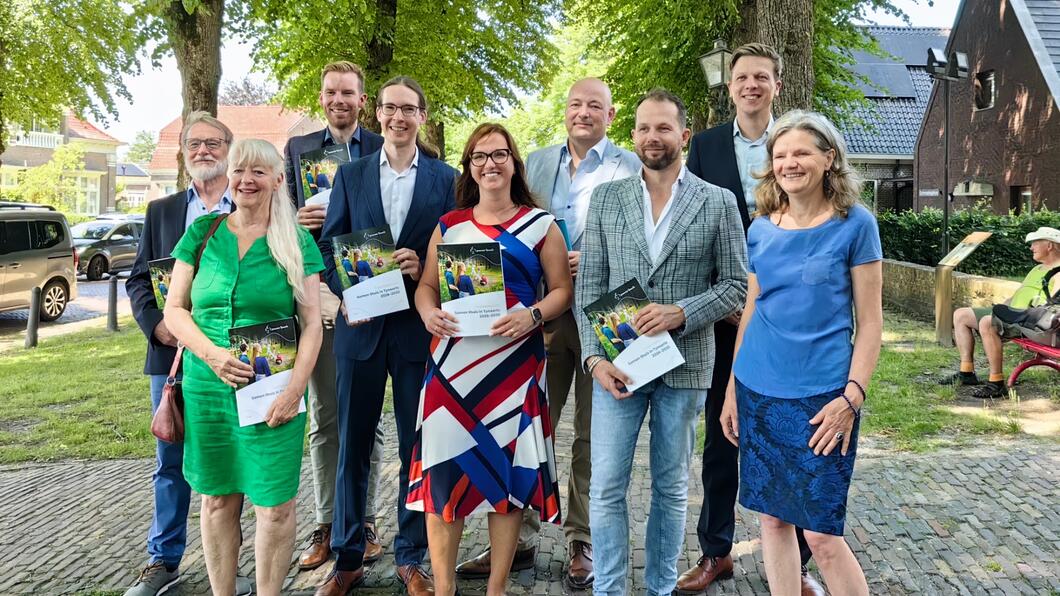 De wethouders en lijsttrekkers van alle coalitiepartijen in Tynaarlo